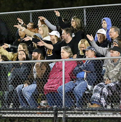 Image: Italy’s fans are ready for the kickoff by Kevin Roldan after a much needed Gladiator touchdown.