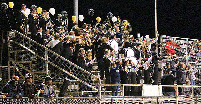 Image: The band gears up for a Gladiator kickoff!