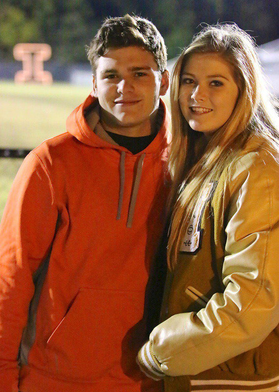 Image: Sophomore running back/linebacker Hunter Merimon(9) sat this game out but was in good company with Lady Gladiator Halee Turner. Merimon rushed for 275 yards in week 8 to help Italy defeat Crossroads.