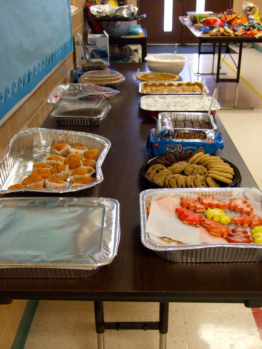 Image: Look at the great desserts.