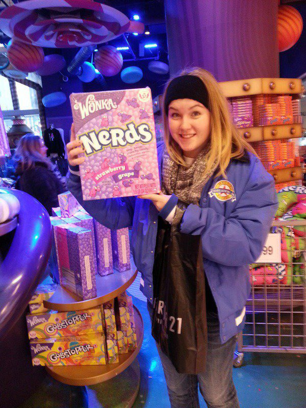 Image: Taylor proved she was a nerd at heart.