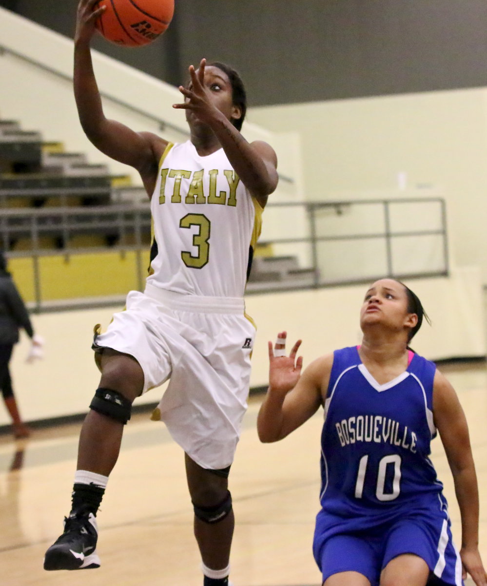 Image: Kortnei Johnson(3) leads the Lady Gladiators to a 45-32 tournament win over Bosqueville with 24-points. The win secured a 3rd place finish in the Hubbard hoops tournament for Italy.