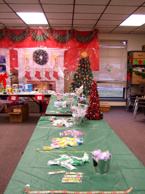 Image: Lots of merchandize set out in such a Christmas atmosphere.