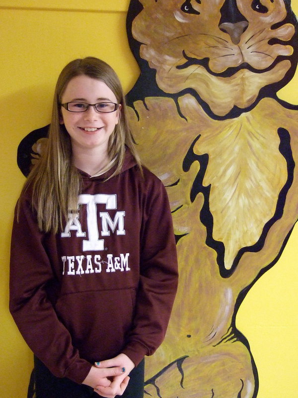 Image: Kimmy Hooker earned 6th place in Oral Reading.