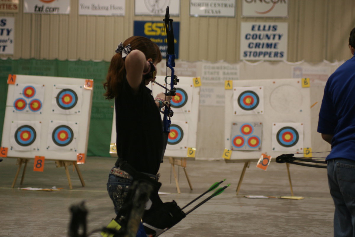 Image: Ashlyn Sommers from Midlothian, Ellis County who got 1st place in a division above her age and had 19 ten X’s