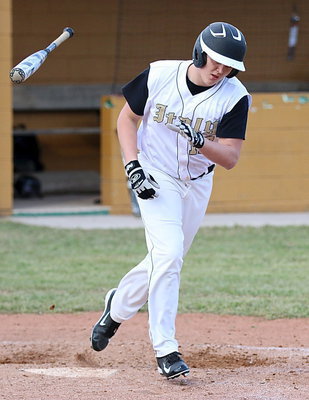 Image: Senior Gladiator Bailey Walton(17) earns a walk against Faith Family.