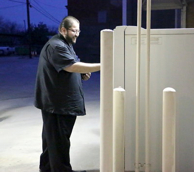 Image: …Italy ISD superintendent, Jamie Velasco, pays the price as he rushes to the nearest ATM after bidding high to support the Italy Gladiator Regiment Band during their annual spaghetti dinner fundraiser.