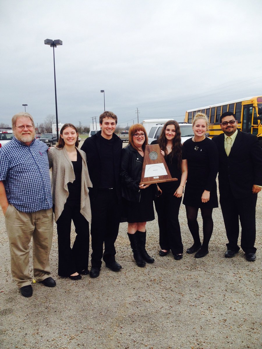 Image: Directors, seniors and leadership team members: (L-R) Mr. Graves, Whitney Wolaver, Joe Mack Huggins, Emily Stiles, Alexis Sampley, Madison Washington, Mr. Perez