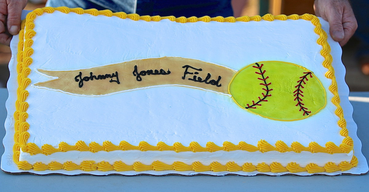 Image: A second cake to honor the Coach of the hour, Johnny Jones.