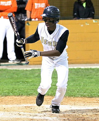 Image: Senior Eric Carson(2) earns a walk and recorded a single against Avalon.