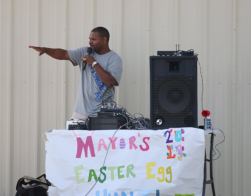 Image: Bryant Cockran was the event emcee and musical entertainment provider.