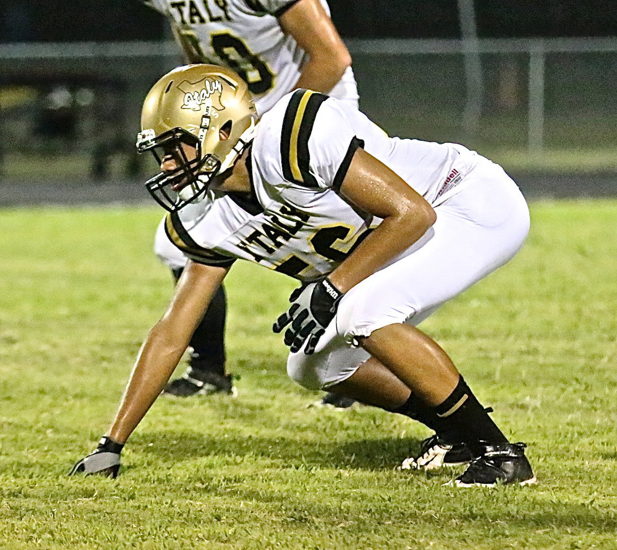 Image: David De La Hoya(56) is set to go from his defensive end position.