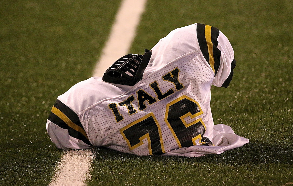 Image: We all wish the best for senior Gladiator Colin Newman(76) who has always laid it on the line for the Gladiator cause!