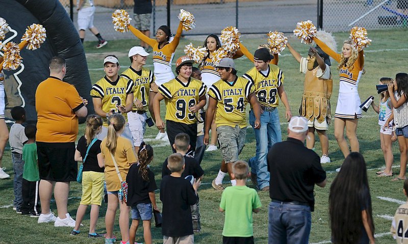 Image: Injured but not forgotten are Gladiators Hunter Merimon(3), Levi McBride(1), Barry Grant(99), Chris Davila(54) and Micah Escamilla(88). Colin Newman was already on the sideline and Jack Hernandez returned to action after being out last week.