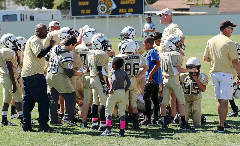 Image: The A-team Gladiators take a much needed water break.