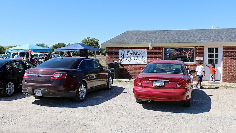 Image: The Dynamic Kut’z barber shop, owned and operated by Cynthia Singleton Chance, is conveniently located at 405 W. Moseley, Suite D (off Highway 77) in Italy, Texas 76651. Call (214) 874-8102 to schedule an appointment but walk-ins are always welcome!