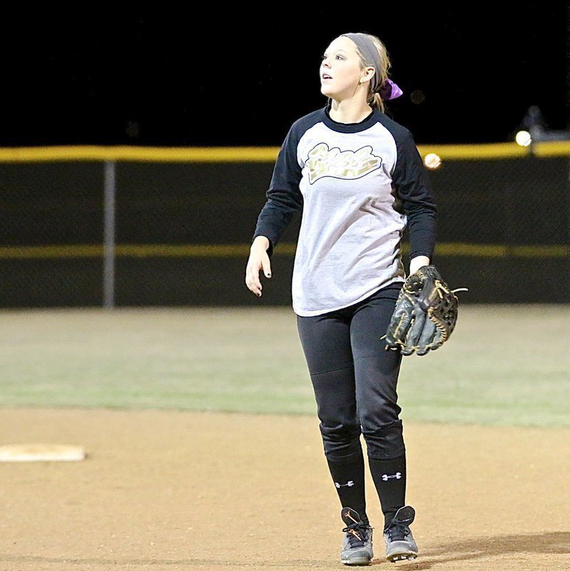Image: Italy’s second-baseman Bailey Eubank reacts to a foul ball.