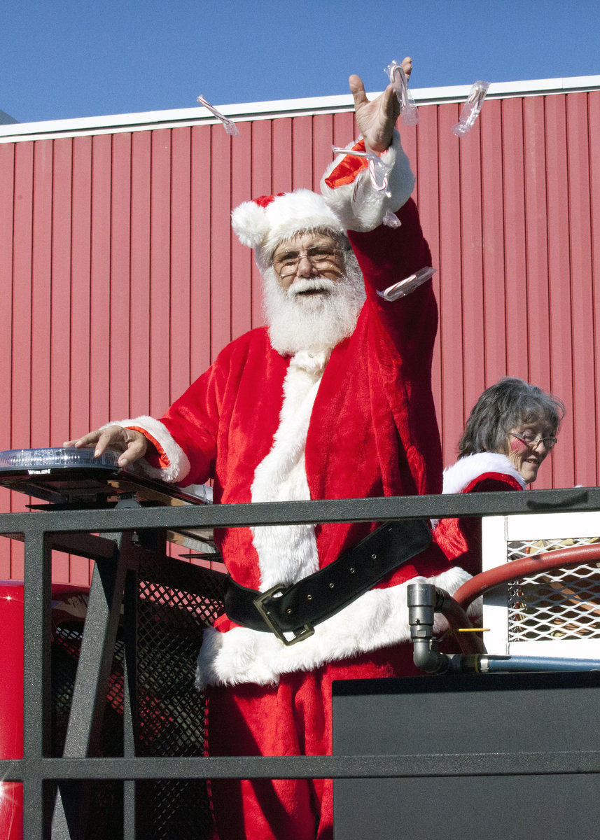 Image: It’s Santa and Mrs. Claus!!! Santa was portrayed by Charles Compton and Mrs. Claus was played by Karen Mathiowetz while being escorted by an Italy Fire Department fire fighting sleigh with really loud bells.