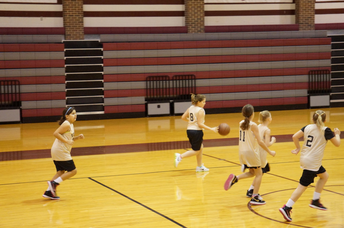 Image: Taylor Souder takes the ball down for the Gladiators.