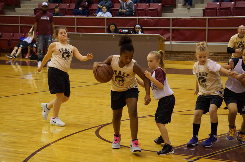 Image: Jada going in for a shot.