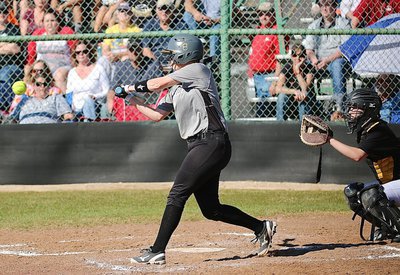 Image: Lady Gladiator Hannah Washington(8) leaves her mark in the game against Palmer.