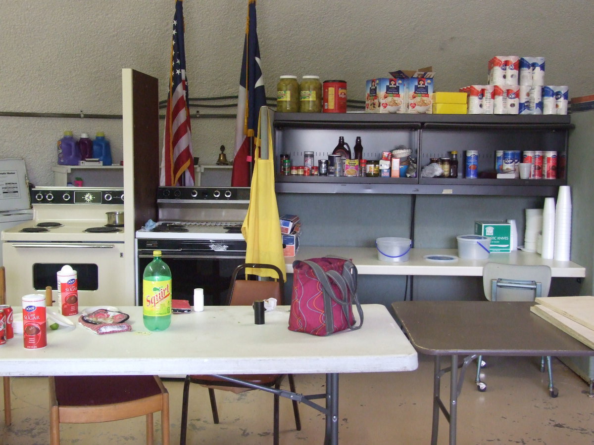 Image: Stoves and Shelf Space in Kitchen