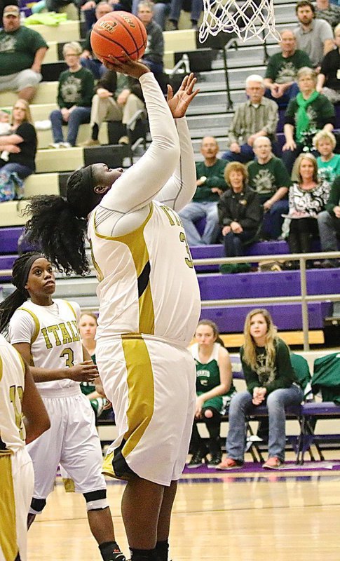 Image: Italy’s Cory Chance(33) gives Italy an early lead against Santo.