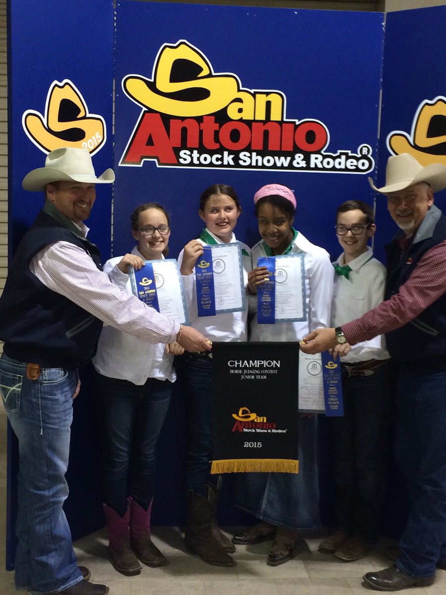 Image: Silver Spurs 4-H “Green Team” comprised of Alyssa Ingram, Margaret Manning, Paige Tillis and Jacob Ingram won first place junior horse judging team at the San Antonio Stock Show.