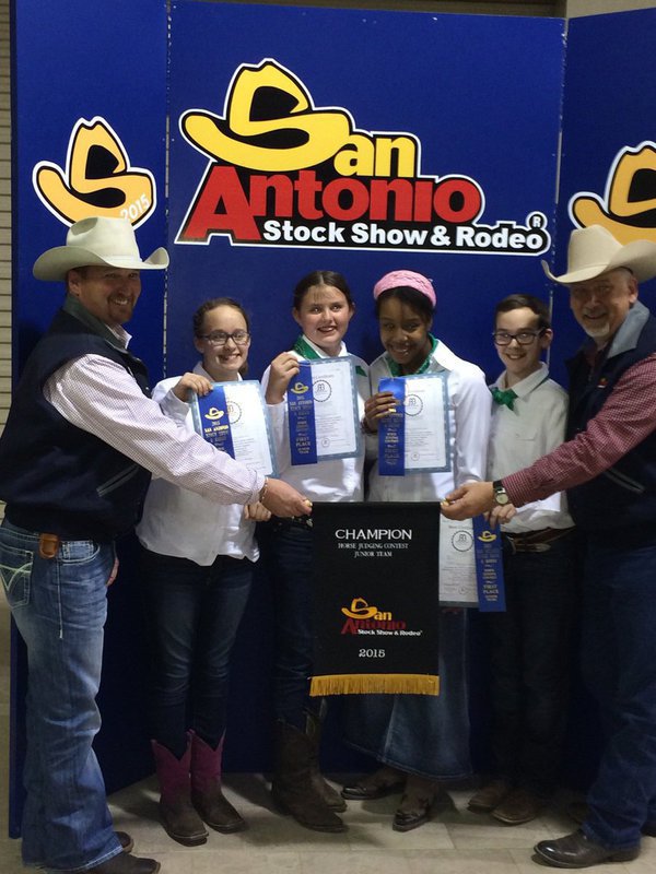 Image: Silver Spurs 4-H “Green Team” comprised of Alyssa Ingram, Margaret Manning, Paige Tillis and Jacob Ingram won first place junior horse judging team at the San Antonio Stock Show.