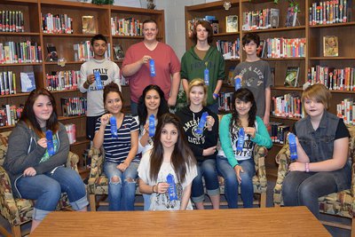 Image: Senior Blue Ribbon (excellent 90-100): (back row) Marcos Duarte, Zac Mercer(3 entries), Damon Murdock, Nicholas Feemster, (front row) Sarah Burrow, Ana Luna, Lupita Rincon, Alexiz Parra, Halee Turner(2 entries), Mariel Landeros, Zoe Hall(2 entries)