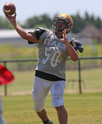 Image: Quarterback Joe Celis #50 was on the mark with his receivers in the passing game, showing incredible accuracy in just week 1.