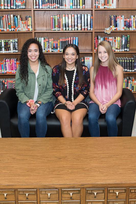 Image: Princesses: Sidney Reid (9th), Hannah Carr (10th), Karley Nelson (11th )